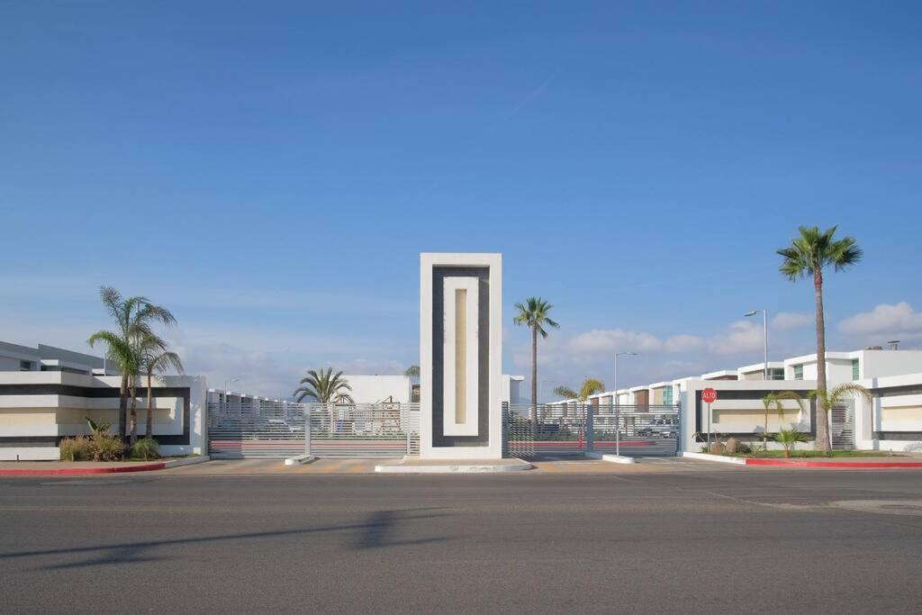 Casa Moderna Y Elegante En El Corazon De Ensenada! Villa Kültér fotó