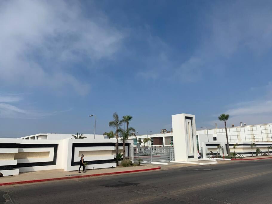 Casa Moderna Y Elegante En El Corazon De Ensenada! Villa Kültér fotó