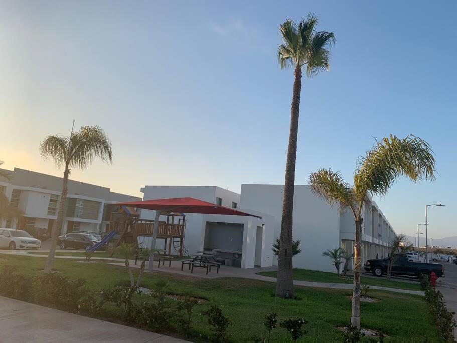 Casa Moderna Y Elegante En El Corazon De Ensenada! Villa Kültér fotó